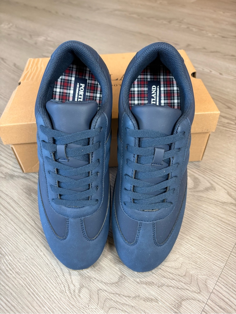 Portland Navy Men's Everyday Sneakers